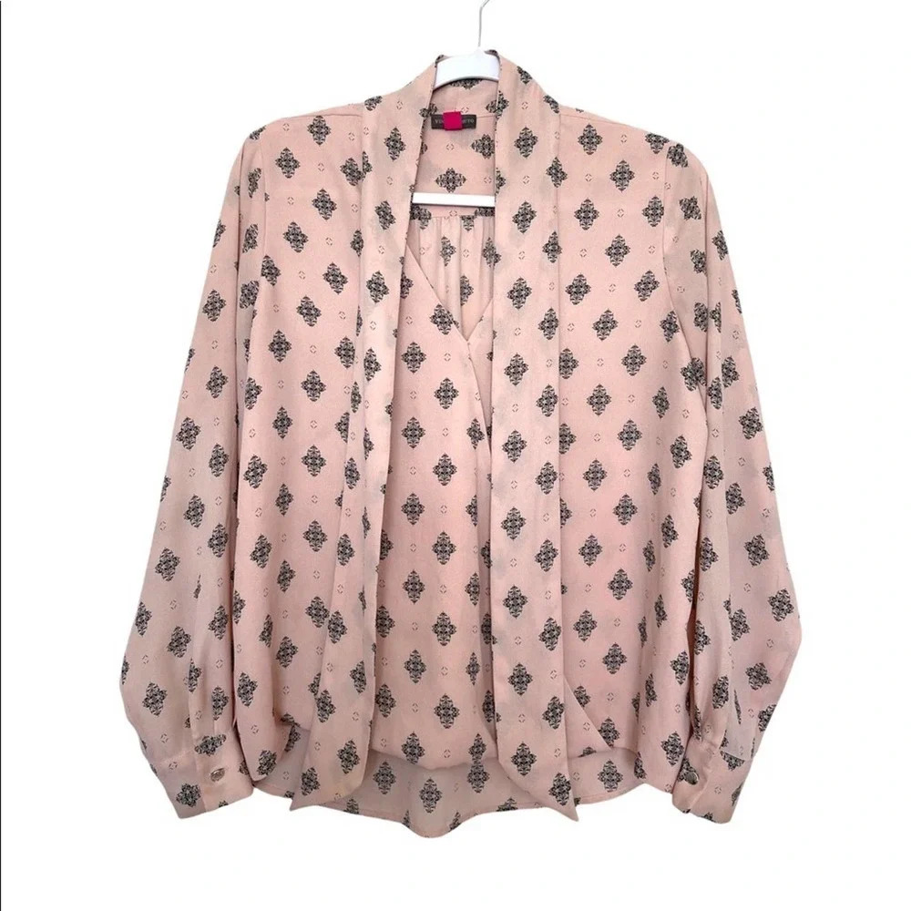 Vince Camuto Tie‎ Neck Top Size Small